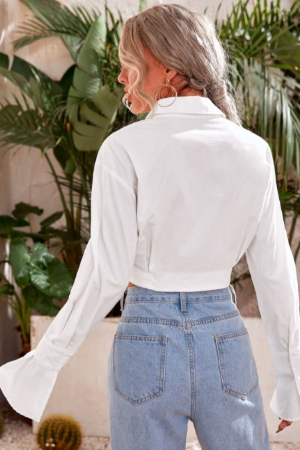 Flounce Sleeve Crop