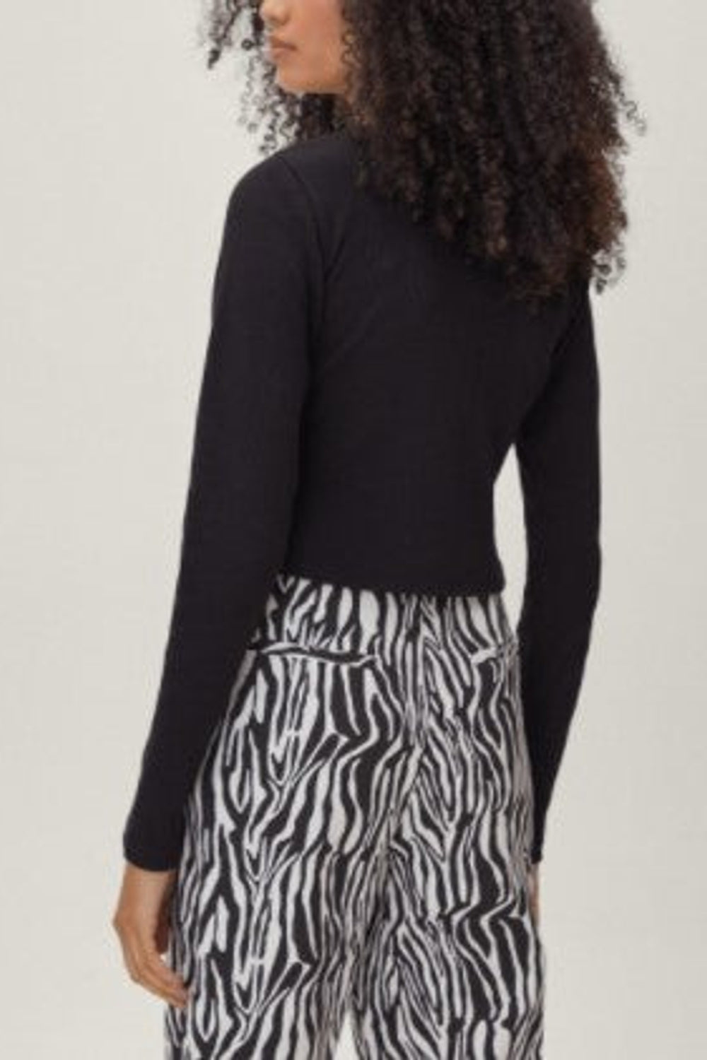 Ribbed Button Front Cut Out Cardigan