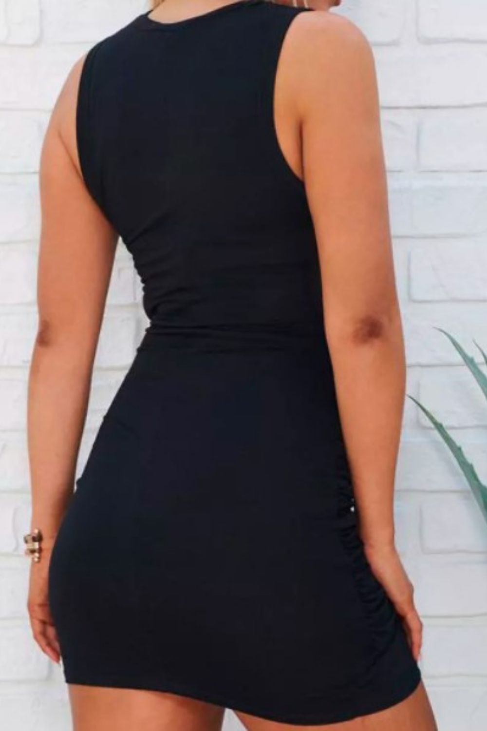 Hollow Out Twist Bodycon
Dress In Black