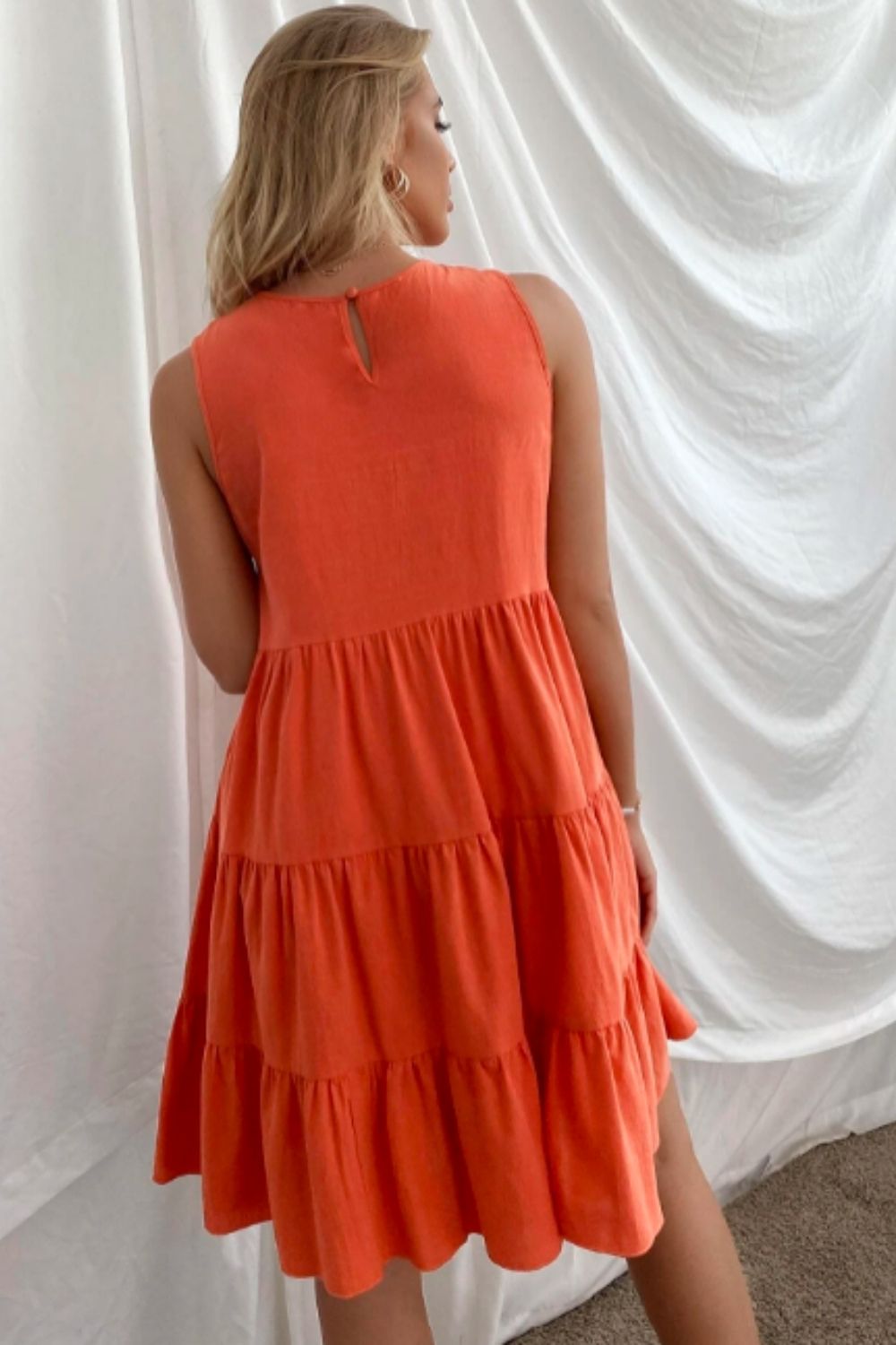Keyhole Back Tiered Hem Solid Dress