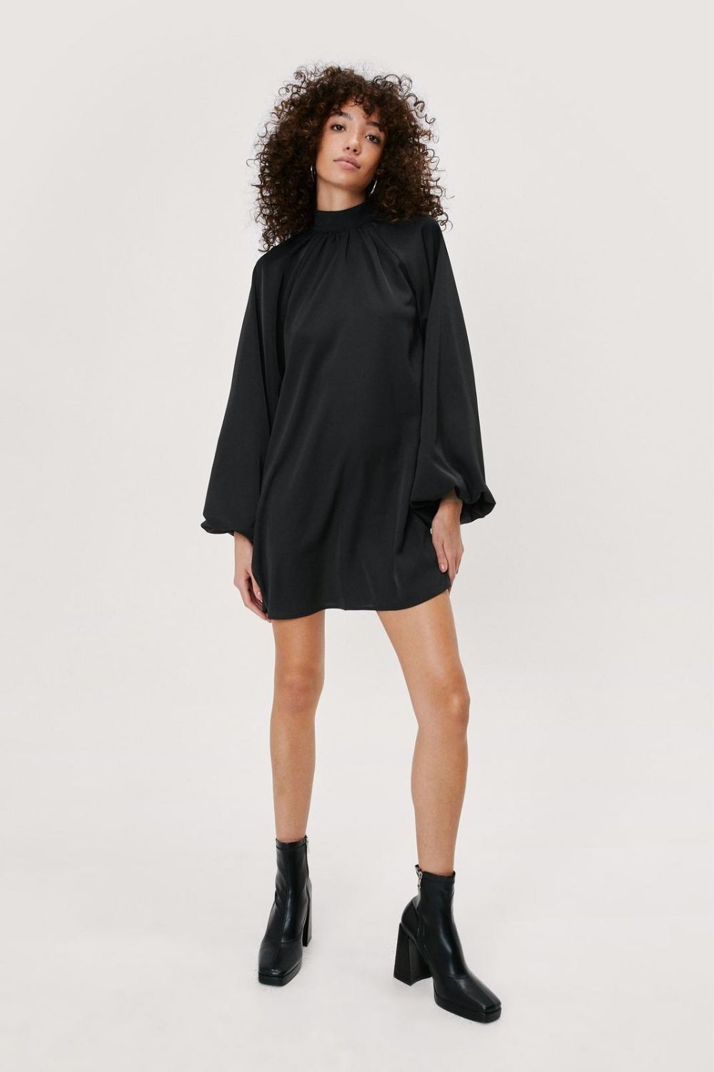Plain Balloon Sleeve Mini Smock Dress