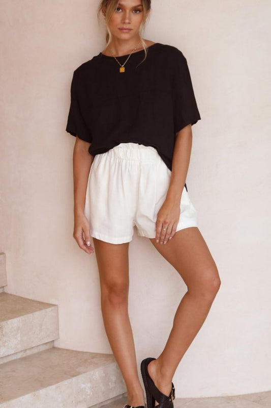 With Twist Black Top