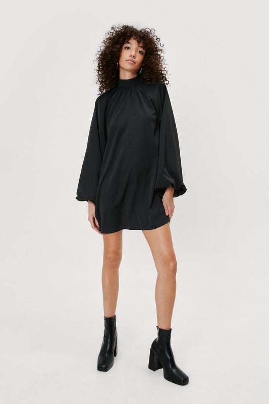Plain Balloon Sleeve Mini Smock Dress